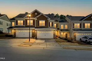 109 Willow View Ln, Apex, NC 27539 - Photo 2