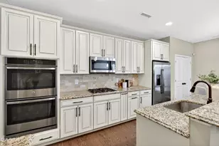 109 Willow View Ln, Apex, NC 27539 - Photo 14