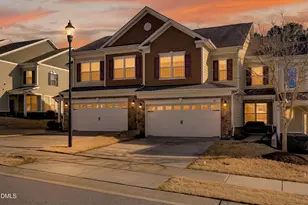 109 Willow View Ln, Apex, NC 27539 - Photo 2