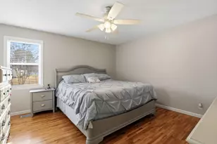 525 W Edwards St, Princeton, NC 27569 - Photo 14