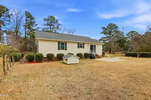 525 W Edwards St, Princeton, NC 27569 - Photo 20