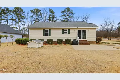 525 W Edwards Street, Princeton, NC 27569 - Photo 22