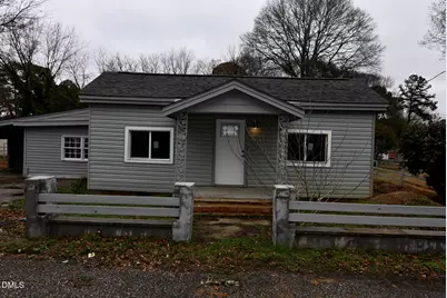 405 E Cole Street, Dunn, NC 28334 - Photo 2