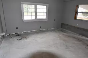 405 E Cole St, Dunn, NC 28334 - Photo 26