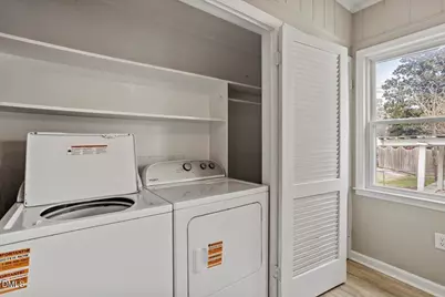 606 W Harnett Street, Benson, NC 27504 - Photo 16