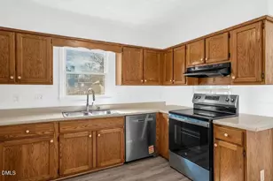 6467 Brookshire St, Fayetteville, NC 28314 - Photo 10