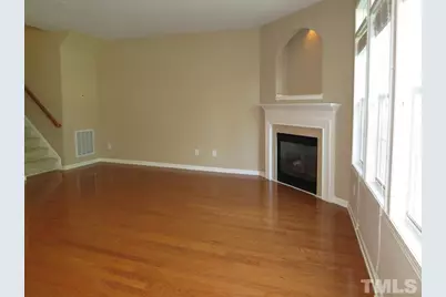 211 Chateau Place, Chapel Hill, NC 27516 - Photo 4