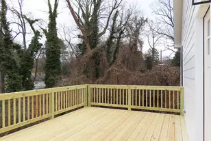 303 Knolls St, Chapel Hill, NC 27516 - Photo 14