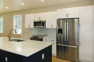 303 Knolls St, Chapel Hill, NC 27516 - Photo 4