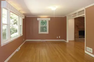 346 Wesley Dr, Chapel Hill, NC 27516 - Photo 2