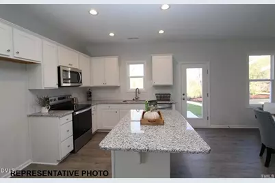 139 Cordgrass Court, Smithfield, NC 27577 - Photo 2