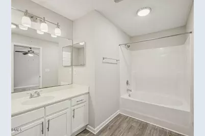 215 William Penn Plaza #1br Renovated, Durham, NC 27704 - Photo 24