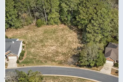 204 Helmsdale Drive, Chapel Hill, NC 27517 - Photo 2