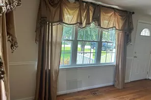 111 Colonial Dr, Clinton, NC 28328 - Photo 10