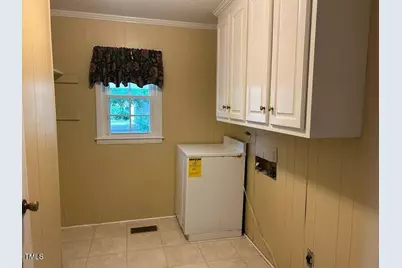 111 Colonial Drive, Clinton, NC 28328 - Photo 16