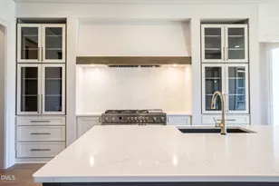 109 Forest Green Dr, Cary, NC 27511 - Photo 4