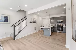 136 N White St, Wake Forest, NC 27587 - Photo 10