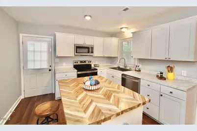 712 Boston Avenue, Washington, NC 27889 - Photo 4