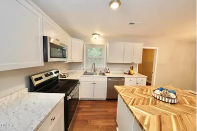 712 Boston Avenue, Washington, NC 27889 - Photo 6