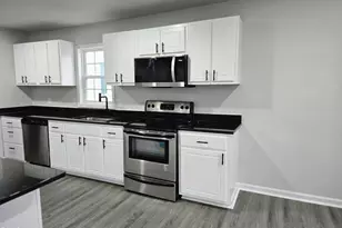 231 Gary St, Henderson, NC 27536 - Photo 6