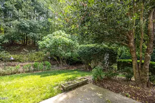 210 Chateau Pl, Chapel Hill, NC 27516 - Photo 44