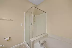 210 Chateau Pl, Chapel Hill, NC 27516 - Photo 24