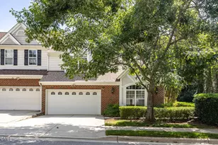 210 Chateau Pl, Chapel Hill, NC 27516 - Photo 2