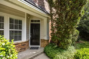 210 Chateau Pl, Chapel Hill, NC 27516 - Photo 4
