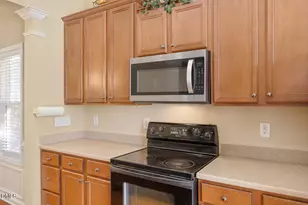 210 Chateau Pl, Chapel Hill, NC 27516 - Photo 14