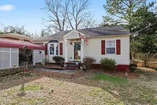 318 Lakeside Ave, Burlington, NC 27217 - Photo 2