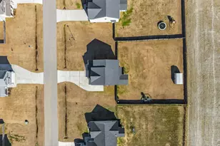 423 Planters Ridge Dr, Pikeville, NC 27863 - Photo 36