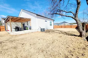 573 N O'Neil St, Clayton, NC 27520 - Photo 28