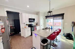 573 N O'Neil St, Clayton, NC 27520 - Photo 10