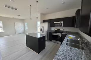 233 Courtside Dr, Dunn, NC 28334 - Photo 10