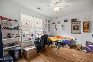 1303 Kent Rd, Raleigh, NC 27606 - Photo 18