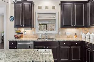 2811 Reynolda Cir, Durham, NC 27712 - Photo 20