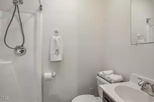 8421 Crowder Rd, Raleigh, NC 27603 - Photo 40