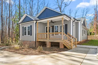 608 E Oakwood Street, Mebane, NC 27302 - Photo 2