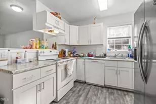 1305 Kent Rd, Raleigh, NC 27606 - Photo 8