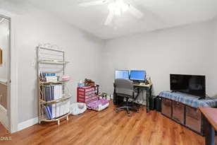 101 Hedgerow Ct, Cary, NC 27513 - Photo 14