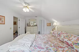 101 Hedgerow Ct, Cary, NC 27513 - Photo 20