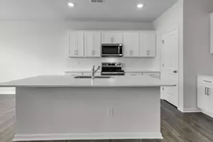 3069 Platinum Cir, West End, NC 27376 - Photo 6