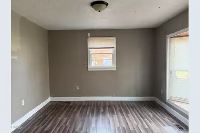 2123 Wiggins Street, Burlington, NC 27215 - Photo 4