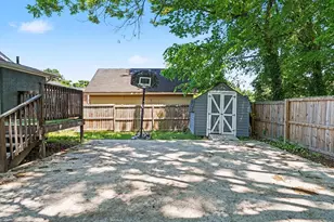 501 Apple St, Burlington, NC 27217 - Photo 32