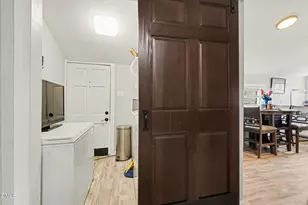 501 Apple St, Burlington, NC 27217 - Photo 12