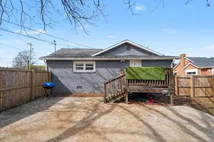 501 Apple St, Burlington, NC 27217 - Photo 20