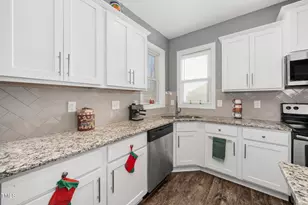 78 N Porcenna Ln, Clayton, NC 27527 - Photo 18