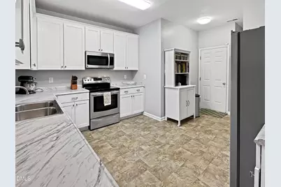 8221 Hempshire Place #105, Raleigh, NC 27613 - Photo 8