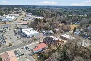 1010 S Garnett St, Henderson, NC 27536 - Photo 1