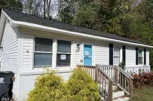 200 W Westbury Dr, Oxford, NC 27565 - Photo 2